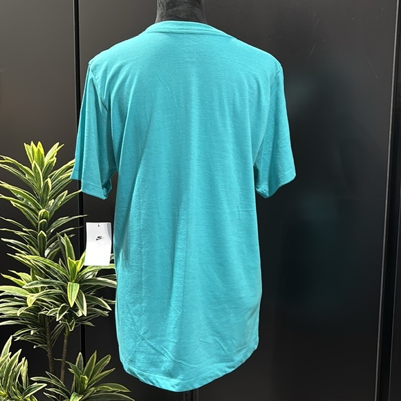 Nike Force Classic Fit,The Nike T 100% cotton round neck,Force patch @ left hip - Picture 3 of 8